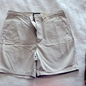 Mens Banana Republic - size 38 shorts